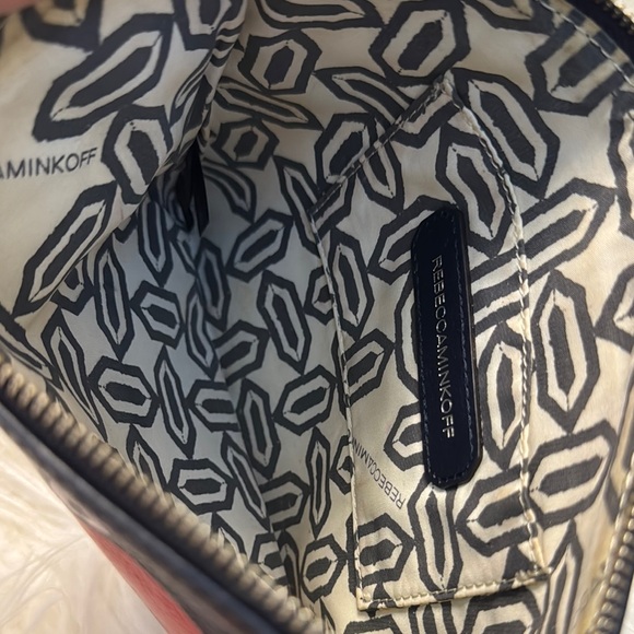 Rebecca Minkoff Tokyo Heart Clutch - Picture 4 of 4